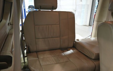 Toyota Land Cruiser 100 рестайлинг 2, 2006 год, 2 400 000 рублей, 20 фотография