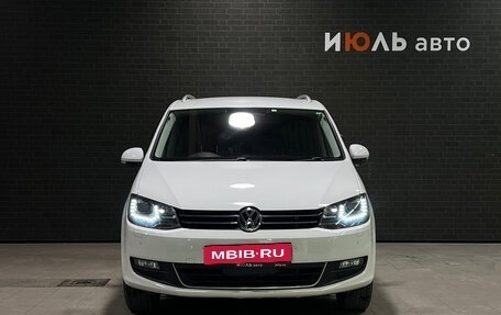 Volkswagen Sharan II, 2013 год, 1 465 000 рублей, 3 фотография