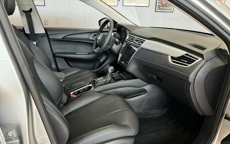 MG 5, 2024 год, 2 449 000 рублей, 12 фотография