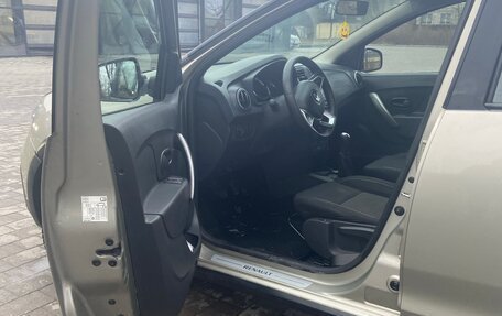 Renault Logan II, 2019 год, 1 000 000 рублей, 4 фотография