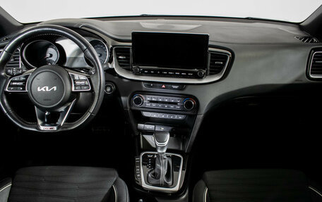 KIA cee'd III, 2022 год, 2 590 000 рублей, 10 фотография