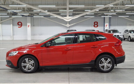 Volvo V40 Cross Country I, 2017 год, 1 650 000 рублей, 10 фотография