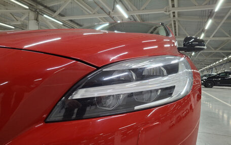 Volvo V40 Cross Country I, 2017 год, 1 650 000 рублей, 21 фотография