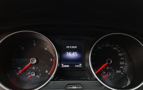 Volkswagen Tiguan II, 2017 год, 1 990 000 рублей, 8 фотография