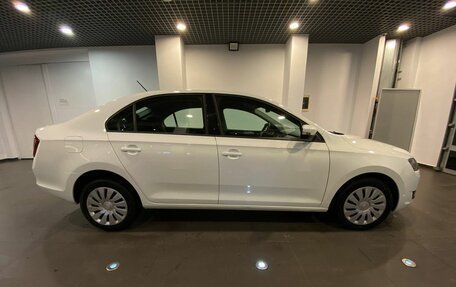 Skoda Rapid I, 2018 год, 1 345 000 рублей, 2 фотография