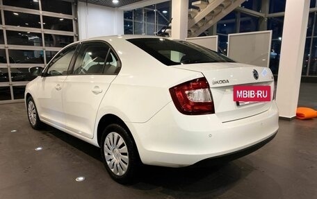 Skoda Rapid I, 2018 год, 1 345 000 рублей, 5 фотография