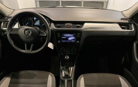 Skoda Rapid I, 2018 год, 1 345 000 рублей, 9 фотография