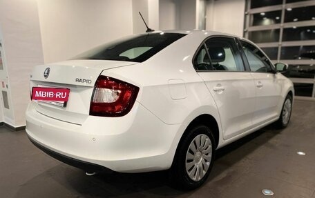 Skoda Rapid I, 2018 год, 1 345 000 рублей, 3 фотография