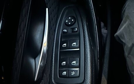 BMW 3 серия, 2018 год, 3 570 000 рублей, 14 фотография