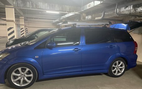 Toyota Wish II, 2004 год, 630 000 рублей, 3 фотография