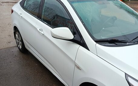 Hyundai Solaris II рестайлинг, 2015 год, 1 250 000 рублей, 5 фотография