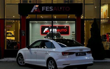 Audi A3, 2018 год, 1 670 000 рублей, 4 фотография