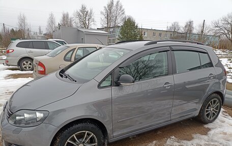 Volkswagen Golf Plus II, 2012 год, 800 000 рублей, 3 фотография