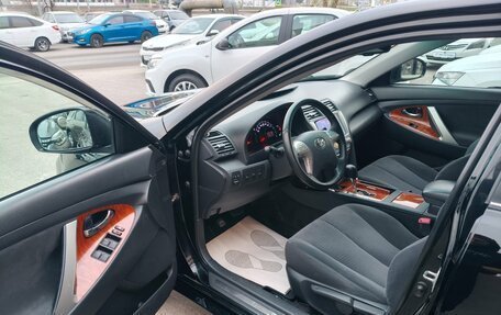 Toyota Camry, 2011 год, 1 370 000 рублей, 8 фотография