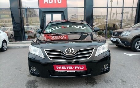 Toyota Camry, 2011 год, 1 370 000 рублей, 2 фотография