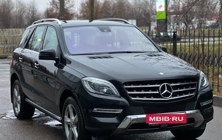 Mercedes-Benz M-Класс, 2013 год, 2 050 000 рублей, 3 фотография