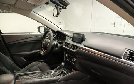 Mazda 6, 2018 год, 2 032 000 рублей, 13 фотография