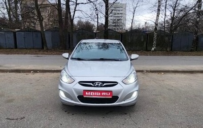 Hyundai Solaris II рестайлинг, 2012 год, 700 000 рублей, 1 фотография