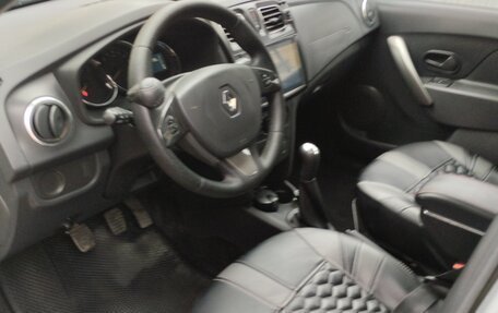 Renault Sandero II рестайлинг, 2018 год, 950 000 рублей, 11 фотография