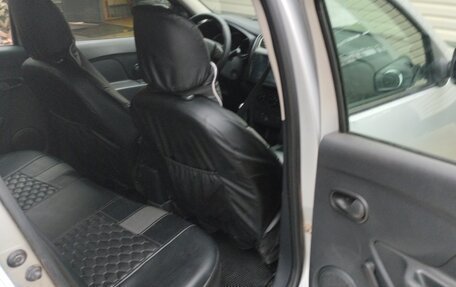 Renault Sandero II рестайлинг, 2018 год, 950 000 рублей, 17 фотография