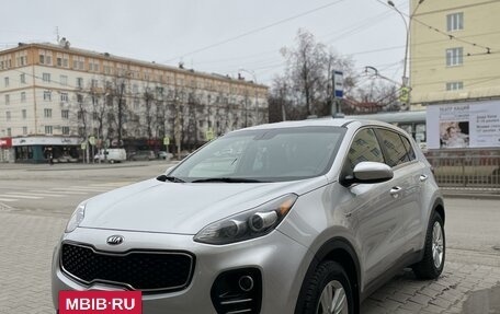 KIA Sportage IV рестайлинг, 2017 год, 1 800 000 рублей, 3 фотография
