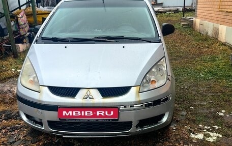 Mitsubishi Colt VI рестайлинг, 2005 год, 270 000 рублей, 1 фотография