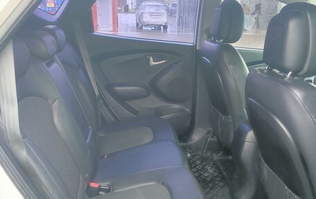 Hyundai ix35 I рестайлинг, 2013 год, 1 170 000 рублей, 13 фотография