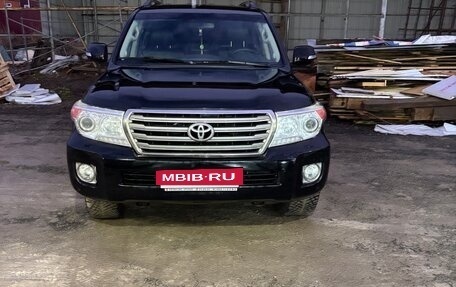 Toyota Land Cruiser 200, 2012 год, 3 200 000 рублей, 9 фотография