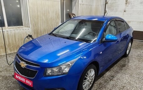 Chevrolet Cruze II, 2009 год, 570 000 рублей, 4 фотография
