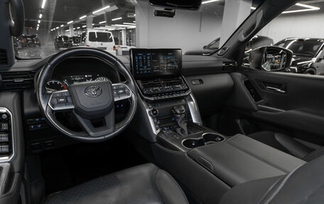 Toyota Land Cruiser, 2021 год, 12 150 000 рублей, 7 фотография