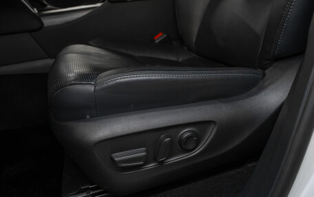 Toyota Land Cruiser, 2021 год, 12 150 000 рублей, 17 фотография