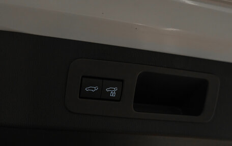 Toyota Land Cruiser, 2021 год, 12 150 000 рублей, 25 фотография