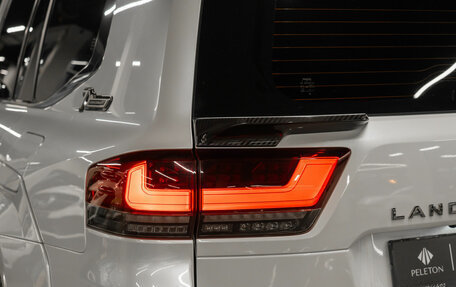 Toyota Land Cruiser, 2021 год, 12 150 000 рублей, 28 фотография