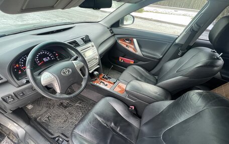 Toyota Camry, 2010 год, 1 150 000 рублей, 7 фотография