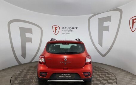 Renault Sandero II рестайлинг, 2016 год, 1 069 000 рублей, 3 фотография