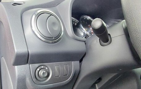 Renault Sandero II рестайлинг, 2016 год, 1 069 000 рублей, 9 фотография