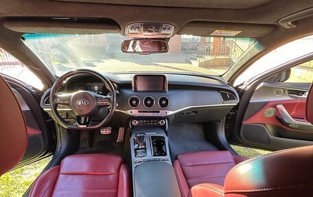 KIA Stinger I, 2018 год, 2 900 000 рублей, 9 фотография