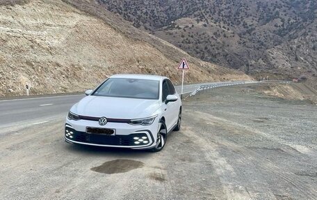 Volkswagen Golf GTI, 2022 год, 2 990 000 рублей, 3 фотография