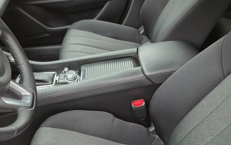 Mazda 6, 2019 год, 2 400 000 рублей, 12 фотография