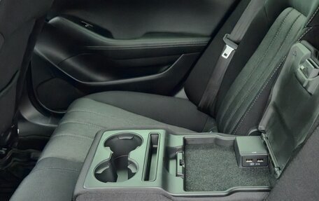 Mazda 6, 2019 год, 2 400 000 рублей, 19 фотография