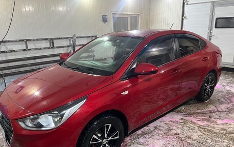 Hyundai Solaris II рестайлинг, 2017 год, 1 180 000 рублей, 2 фотография