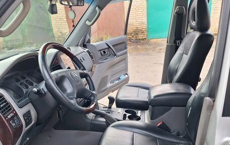 Mitsubishi Montero III, 2002 год, 950 000 рублей, 9 фотография