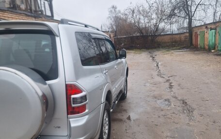 Mitsubishi Montero III, 2002 год, 950 000 рублей, 3 фотография