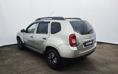 Renault Duster I рестайлинг, 2014 год, 995 000 рублей, 2 фотография