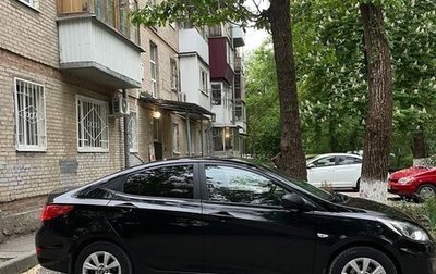 Hyundai Solaris II рестайлинг, 2011 год, 650 000 рублей, 1 фотография