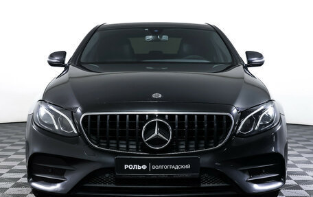 Mercedes-Benz E-Класс, 2019 год, 3 390 000 рублей, 2 фотография