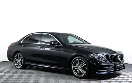 Mercedes-Benz E-Класс, 2019 год, 3 390 000 рублей, 3 фотография