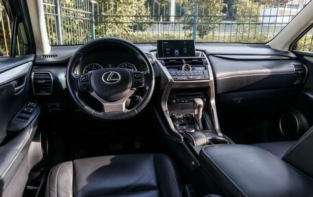 Lexus NX I, 2014 год, 2 999 000 рублей, 9 фотография