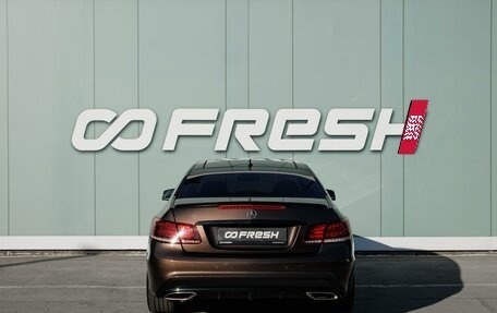 Mercedes-Benz E-Класс, 2014 год, 1 999 000 рублей, 4 фотография