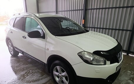 Nissan Qashqai+2 I, 2010 год, 970 000 рублей, 3 фотография